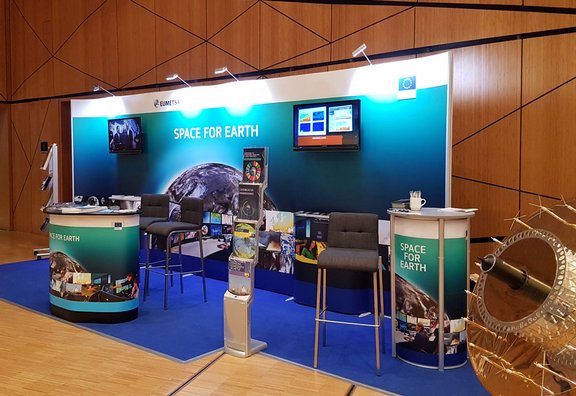 Messestand - ISOframe Wave - EUMETSAT Messestand - ISOframe Wave - EUMETSAT